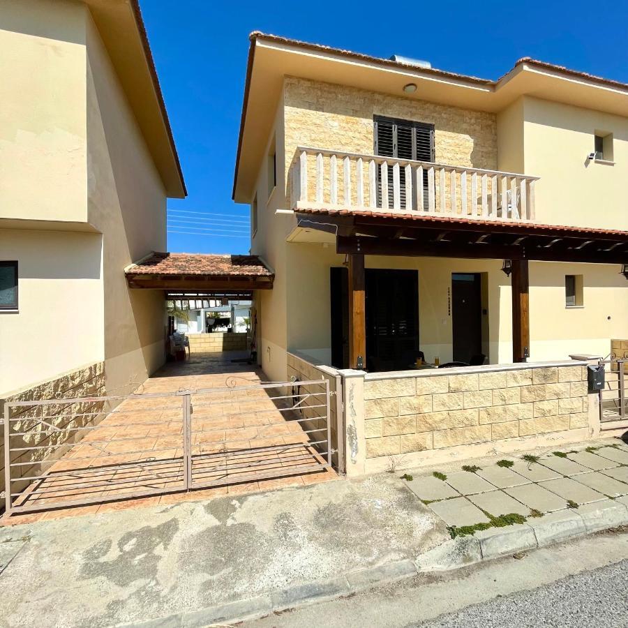 Pervolina Countryside By The Sea Villa
